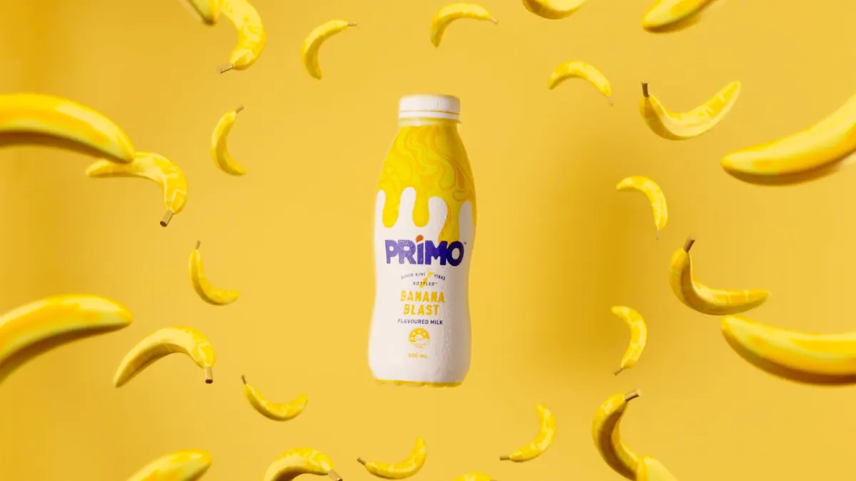 Banana Primo with flying bananas